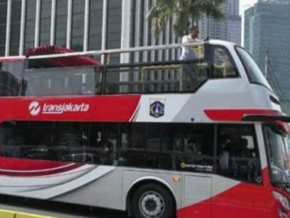Bus Wisata Transjakarta Jakarta Pusat.