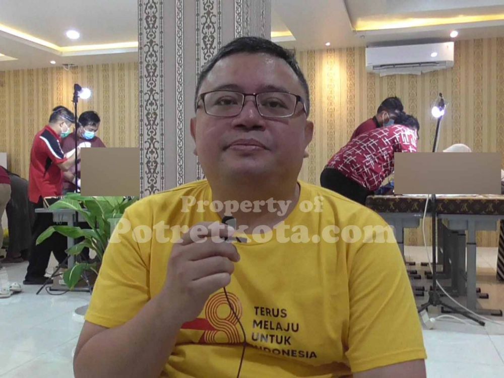  dr. Arif Setiawan, M.Kes menghadiri khitan massal di sekolah kawasan Jalan Pandegiling Surabaya, Sabtu (19/8/2023).