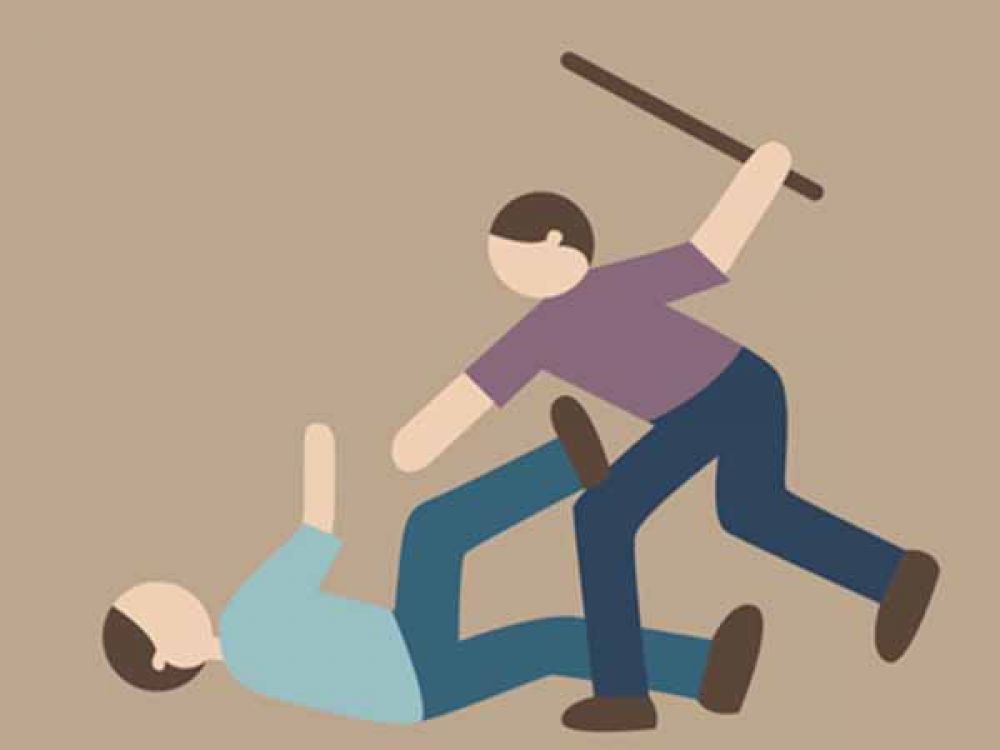 Ilustrasi penganiayaan menggunakan benda tumpul.