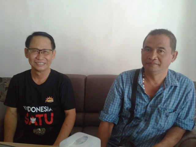 (kiri) Ketua PAPPRI Jatim, Sastra Harijanto Tjondrokusumo bersama humas PAPPRI Jatim S.S.A.P.A Arifin Hamid (kanan)