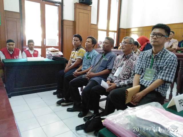 (kanan) Haris Aan