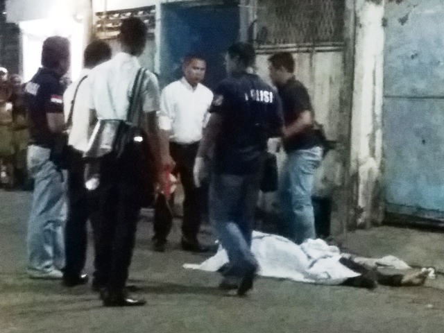 Setiyo Budiono (41) ditemukan tewas di Jalan Gembong Sawah 3 Surabaya, Sabtu (23/12/2017) lalu.