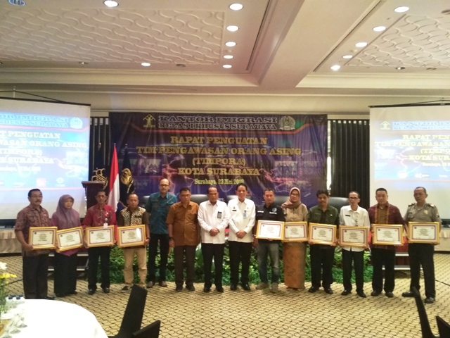 6 Bulan Timpora Tangkap 27 WNA Bermasalah